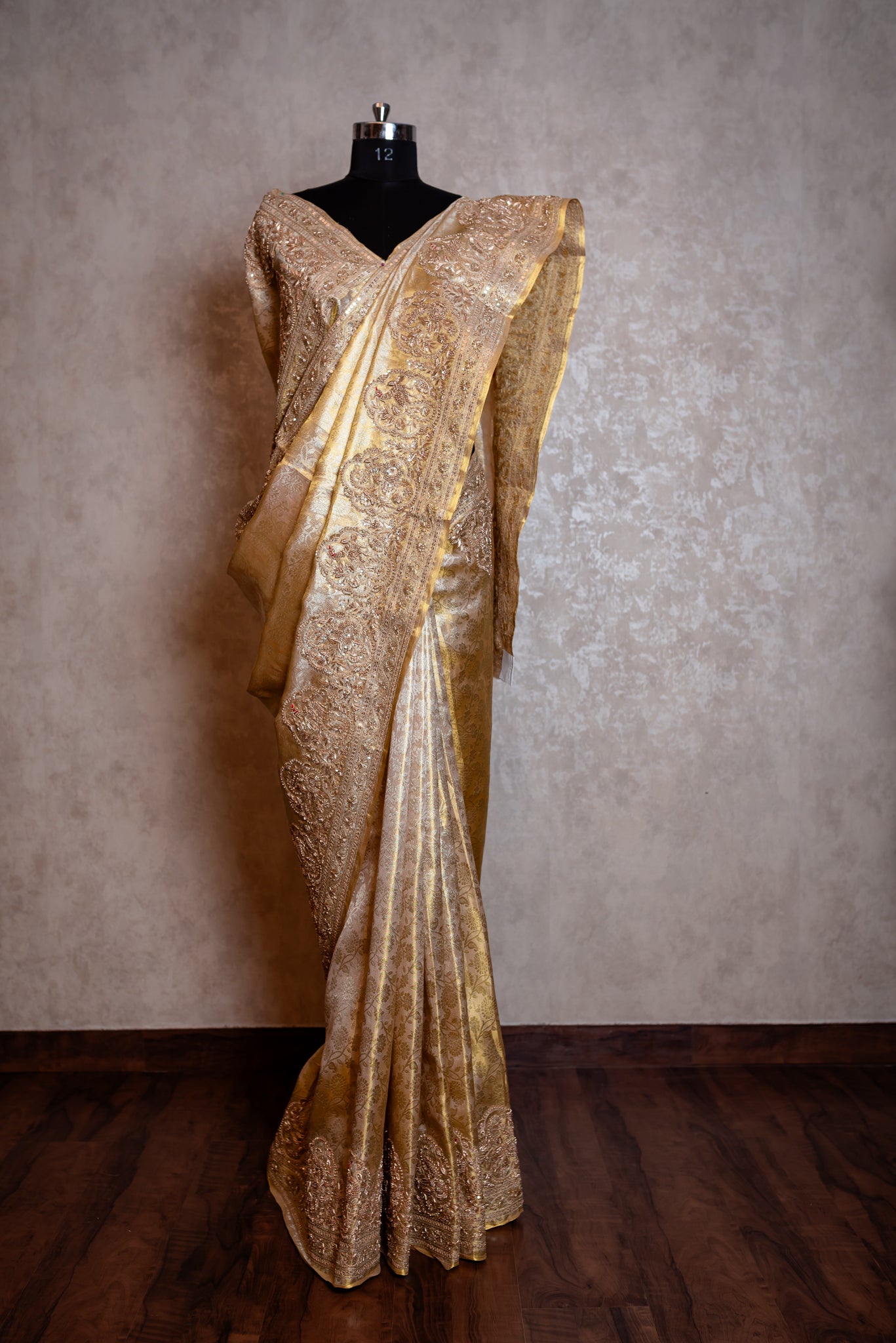 A GOLD EMBROIDERED BROCADE SAREE 8292