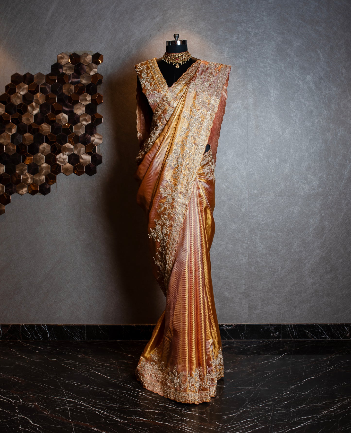 LUXURIOUS HANDCRAFTED KANJIVARAM SAREE SS-1373