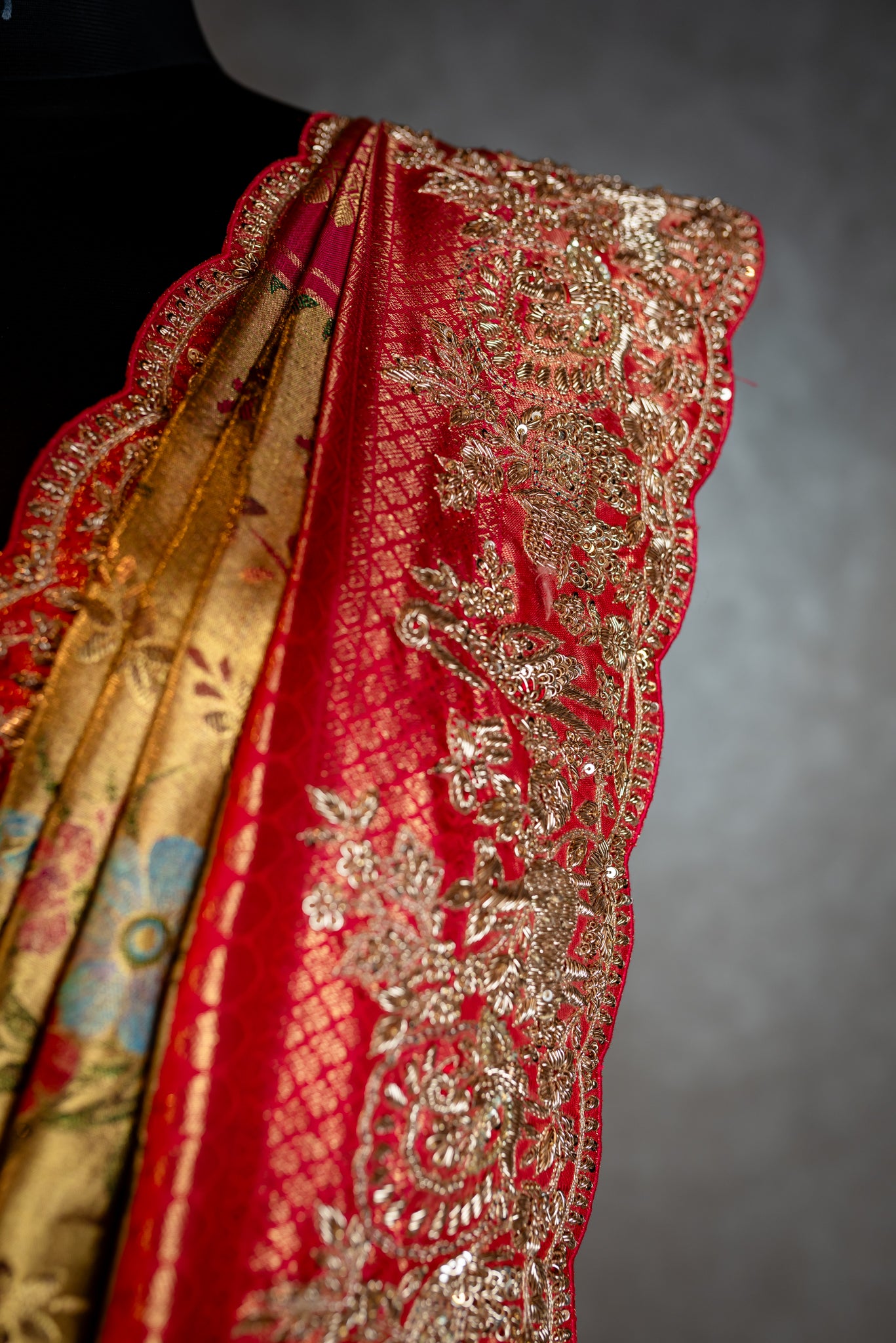 ELEGANT PURE KANJIVARAM SAREE WITH EXQUISITE HANDCRAFTED DETAILS SS-1037