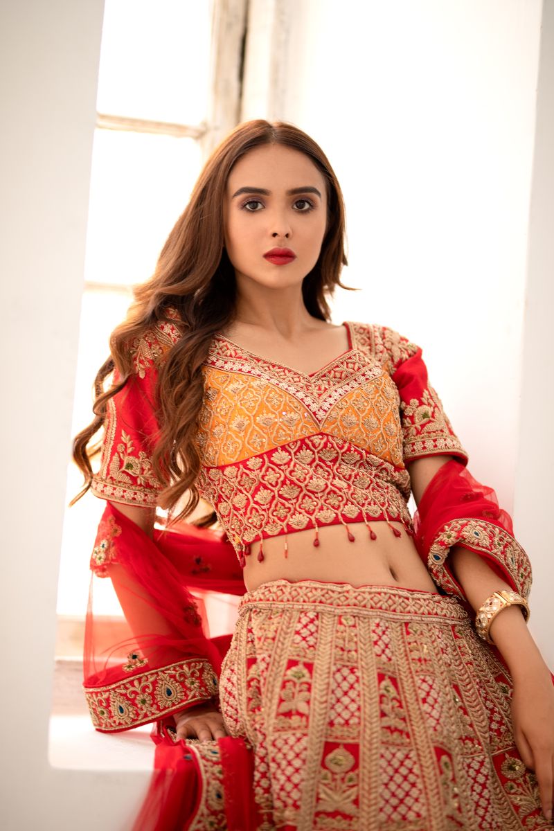 Take Inspo from These 12 Stunning Blood Red Bridal Lehenga Images and Pick  Your Favourites | Bridal lehenga images, Bridal lehenga red, Indian wedding  bride